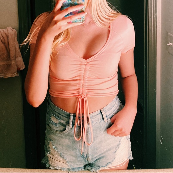 Urban Outfitters Tops - HOST PICK🎉🎉 Pink Sinched Crop Top